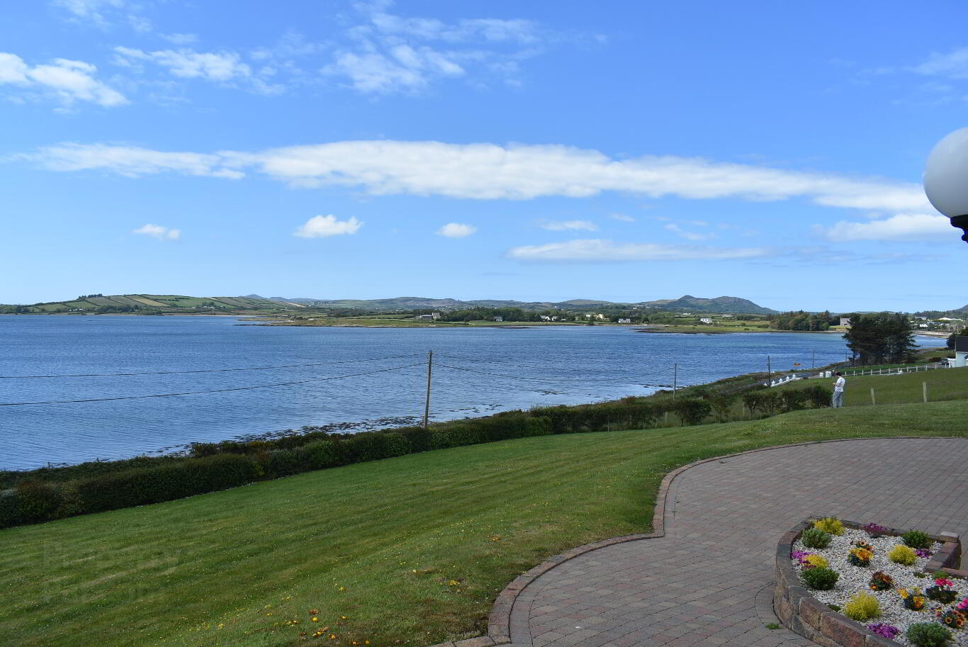 Magnificient 4 Bedroom House Overlooking Stunning Mulroy Bay, Kerrykeel