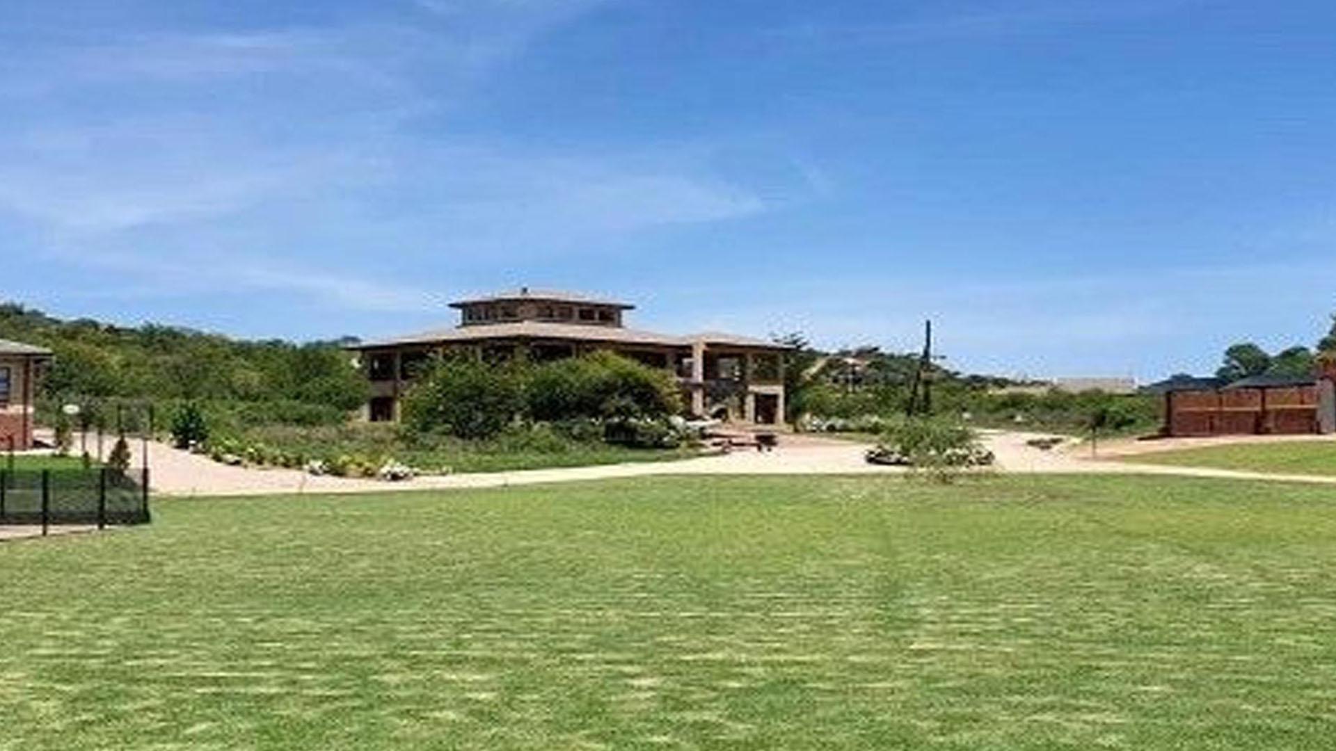 Luxury 4 Bed waterfront Villa for Sale in Porcupine Ridge Gauteng South